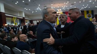 Fenerbahçe Yüksek Divan Kurulu Toplantısında gerginlik