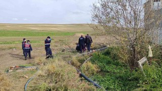 Fosseptik çukuruna düşen 2 kişi öldü