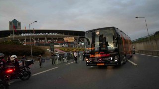 Galatasaray, derbi için stada geldi