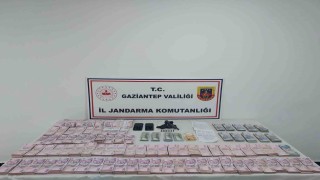 Gaziantepte 1,6 milyon TL değerinde 34 bin litre kaçak akaryakıt ele geçirildi