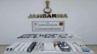 Gaziantepte 1,9 milyon TL değerinde kaçak elektronik ürün ele geçirildi: 1 gözaltı