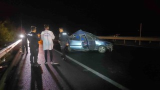 Gaziantepte 2 otomobil çarpıştı: 1i ağır 2 yaralı