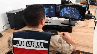 Gaziantepte 52 vatandaşı toplam 2 milyon TL dolandıran 17 şüpheli tutuklandı