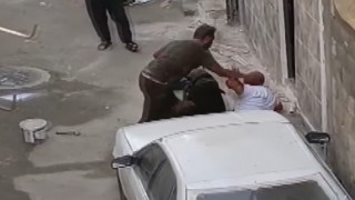 Gaziantepte dehşete düşüren görüntüler: Annesini tekmeledi, ağabeyini defalarca bıçaklayarak öldürdü