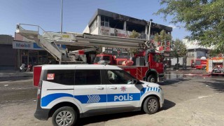 Gaziantepte iş yerinde çıkan yangını itfaiye söndürdü