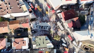 Gebzede çöken bina havadan görüntülendi