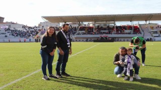 Gebzespor bilet gelirlerini DMD hastası Urasa bağışladı