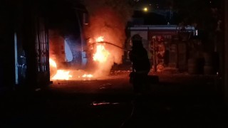 Gece bekçileri fark etti: Kundaklama ve şüpheli düzenek paniği yaşandı