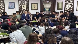 Gençlik temsilcileriyle bir araya geldi