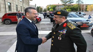 Genelkurmay Başkanı Vali Aksoyu ziyaret etti