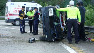 Giresunda otomobil takla attı: 2 yaralı