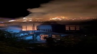 Gümüşhacıköyde yangında 2 ev zarar gördü