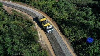 Gürgentepenin yollarına sıcak asfalt dokunuşu