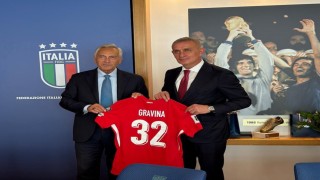 Hacıosmanoğlu, İtalya Futbol Federasyonu Başkanı Gravinayı ziyaret etti