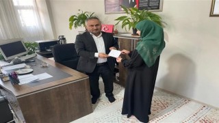 Hafızlık öğrencisinden örnek davranış