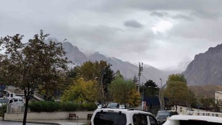 Hakkari ve Çukurca dağları beyaza büründü