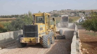 Haliliyedeki 3 mahallenin yolları yenileniyor