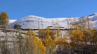 Hamurdaki Karlıca köyünde dağlar karla kaplandı, kartpostallık manzaralar oluştu