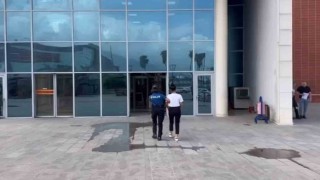 Hatayda hapis cezasıyla aranan 2 şahıs yakalandı