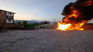 Havranda zeytinyağı tesisinde çıkan yangın söndürüldü