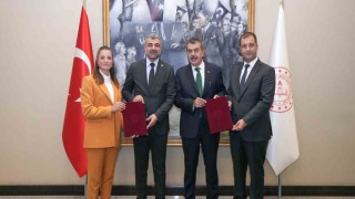 Hayırsever desteğiyle iki okul ve öğretmenevi inşa edilecek