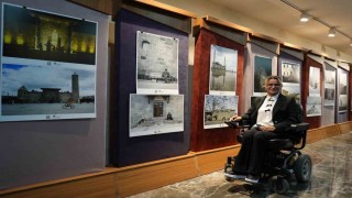 Hediye fotoğraf makinesiyle engelleri aştı