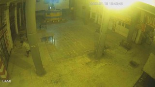 Hırsızlık anları kamerada: Parası bitince iş yeri soyan şüpheli tutuklandı