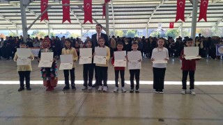 Hisarcıkta başarılı öğrenciler ödüllendirildi