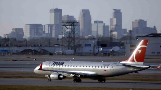 Hükümetin kapalı kaldığı ABDde sivil havacılık sektöründeki yaklaşık 60 bin çalışanın maaşı ödenemedi