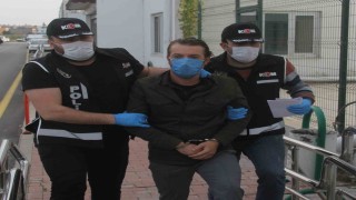 İddianameye göre Ceyhan Belediye Başkanı Kadir Aydar 300 bin dolar rüşvet aldı, ailesinin otel parasını bile ödetti