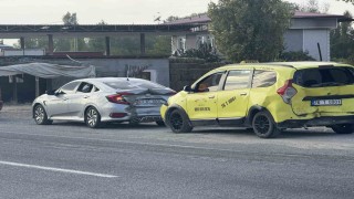 Iğdırda 3 araç birbirine girdi