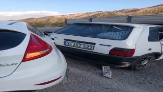 İki otomobil çarpıştı: 5 yaralı