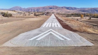 İlk yerli ve milli uçağın iniş yaptığı Nuri Demirağın mirası havalimanı 84 yıl sonra yeniden hayat buldu