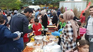 İlkokul öğrencilerinden Gazze için yardım etkinliği