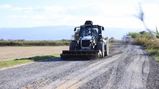 İncirliova Sınırtekede yol genişletme çalışması yapılıyor