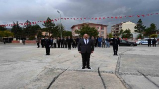 İnönüde Cumhuriyetin 102. yıl kutlamaları çelenk sunumuyla başladı