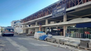 İnşaatta yüksekten düşen işçi yaralandı