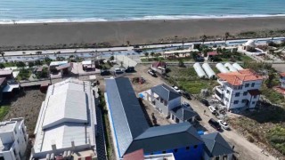 İnşası süren Hatay sörf merkezinin ulusal ve uluslararası sörf şampiyonalarına ev sahipliği yapması hedefleniyor