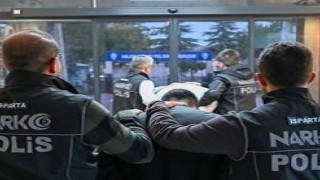 Ispartada aranan 2 şahıs yakalandı