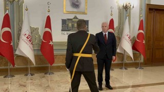 İstanbul Valisi Davut Gül Cumhuriyetin 102inci yıldönümünde tebrikleri kabul etti