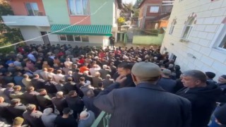 İstanbulda evlilik tartışmasında öldürülen genç toprağa verildi