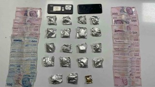 İstanbulda uyuşturucu taciri uygulamaya takıldı