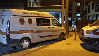 İzmirde dehşet: Anne ve babasını öldürüp intihar etti