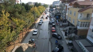 İzmitte Şehit Ergün Köncü Caddesi yenileniyor