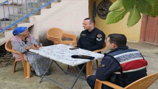 Jandarmadan şehit annesine vefa