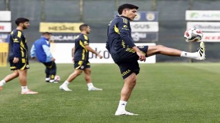 Jhon Duran, bireysel saha çalışmalarına başladı