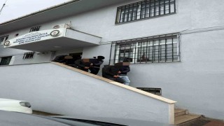 Kaçak göçmenleri taşıyan organizatörler yakalandı: 3 tutuklama