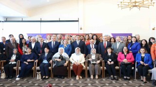Kadın eliyle güçlenen yerel yönetimler çalıştayı yapıldı