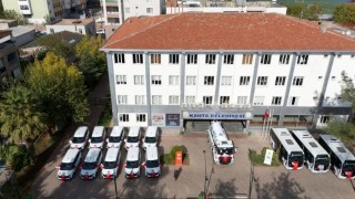 Kahta Belediyesi araç filosuna 14 yeni araç daha katıldı