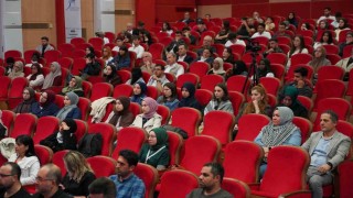 Karabük Üniversitesinde Gazzede Çocuk Olmak paneli düzenlendi